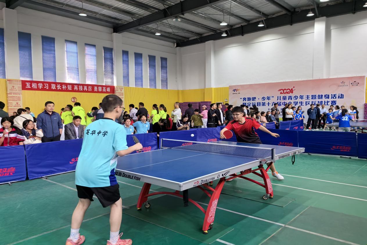 定远县成功举办第十六届中小学生乒乓球比赛