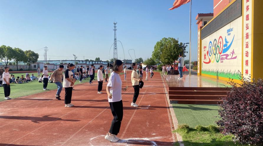 东至县大同中学跳绳比赛精彩纷呈